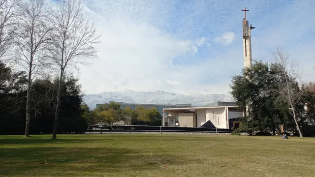 Iglesia del Sagrado Corazón del Campus San Joaquín