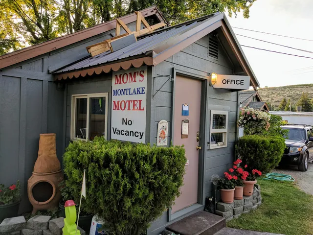 Mom's Montlake Motel