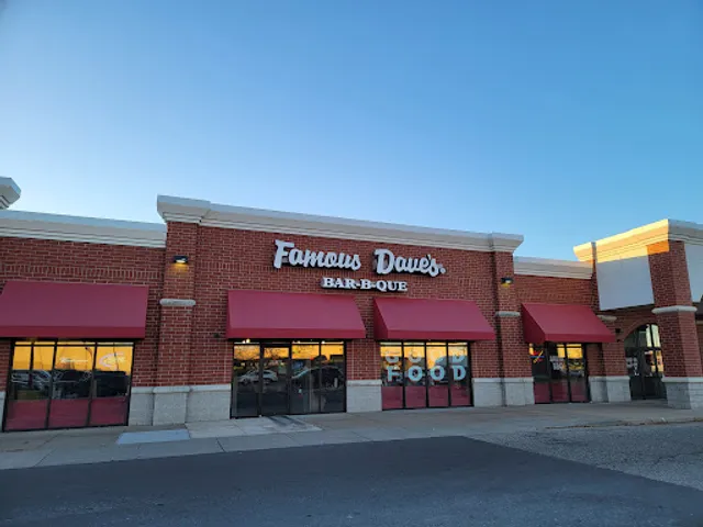 Famous Dave's Bar-B-Que