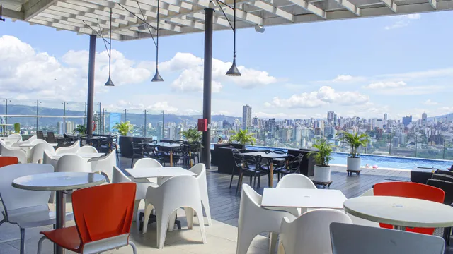 Holiday Inn Bucaramanga Cacique, an IHG Hotel