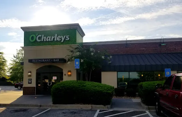 O'Charley's Restaurant & Bar