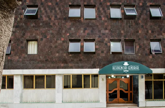 RESIDENCIAS SEÑORIAL