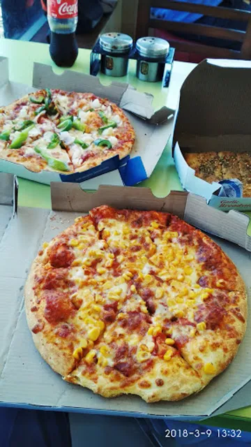 Domino's Pizza | Singapore mall, Lucknow