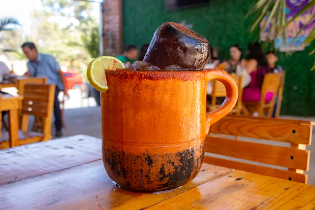 La Comadre Mariscos Suc. Poetas