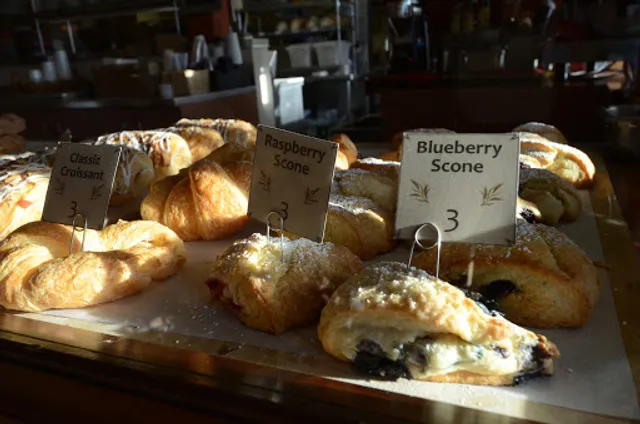 Avenue Bread - James St