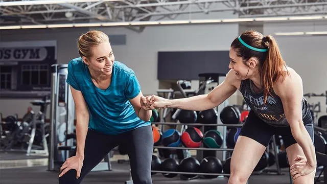 Gold's Gym Vancouver (Vancouver Mall)