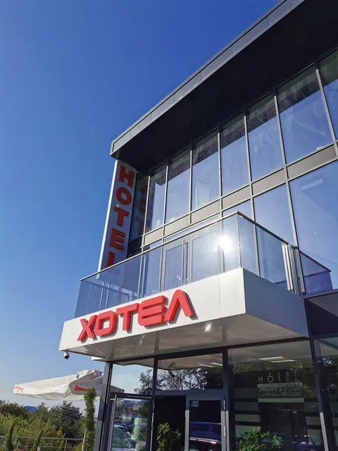 Акцион Де Лукс