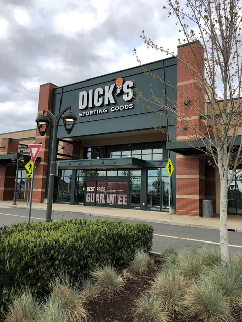DICK'S Sporting Goods