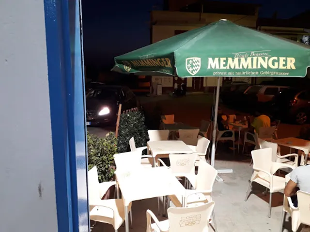 Pizzeria in Piazzetta Torre di Gaffe