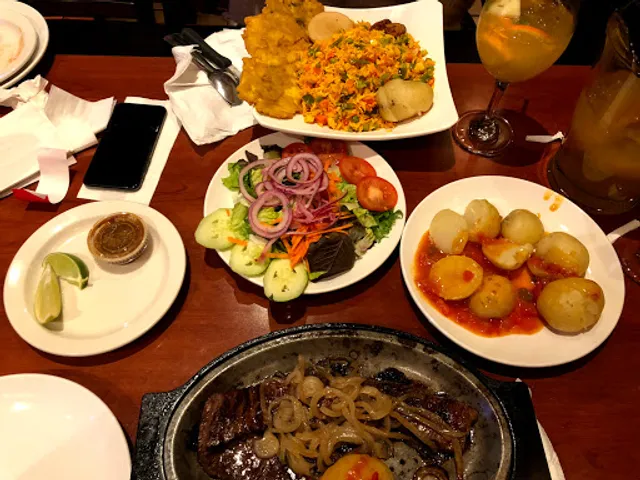 Noches De Colombia Clifton