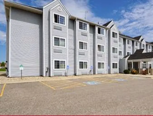 Microtel Inn & Suites by Wyndham Owatonna