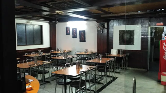 Shree Pure Veg Family Restaurant & Banquet Hall