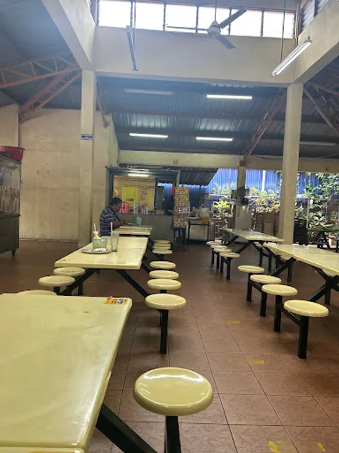 Medan Selera Taman Sungai Besi