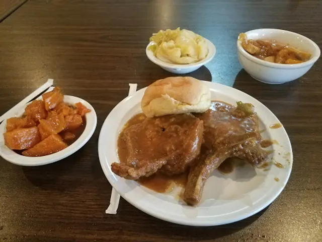 PeachTree Cafe'Teria