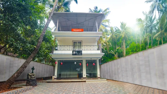 Via MA Homes - Hotel in Morjim