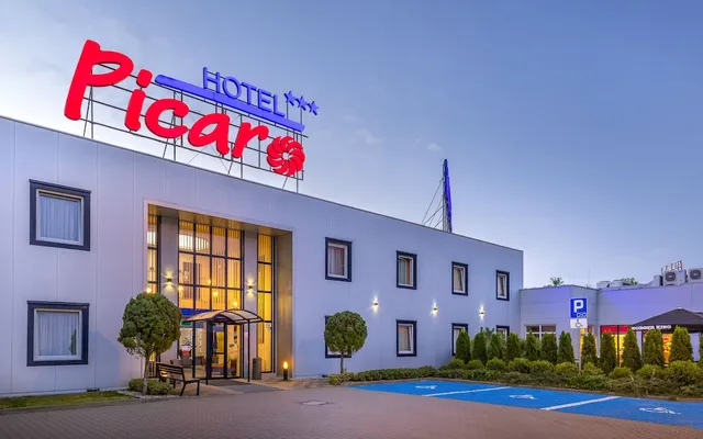 Hotel & Restauracja Picaro Żarska Wieś Południe