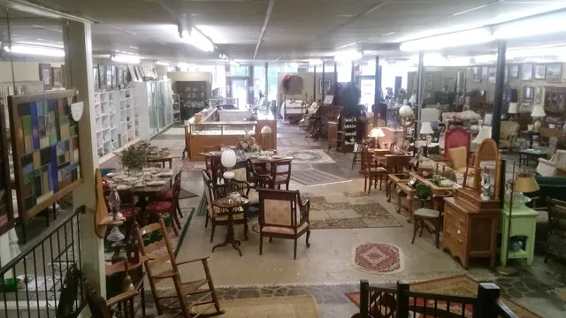 Westmoreland Antique Mall