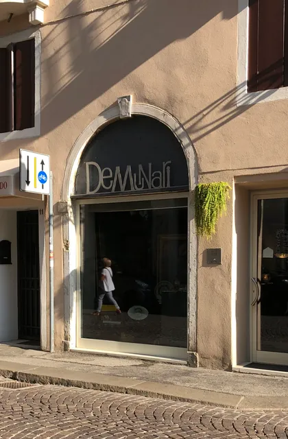 De Munari Antiquariato E Servizi Per L'Arte