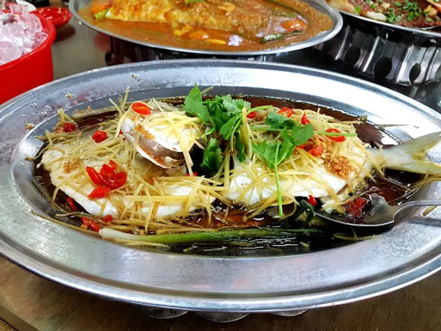 Restoran Mun Kee Steam Fish Head