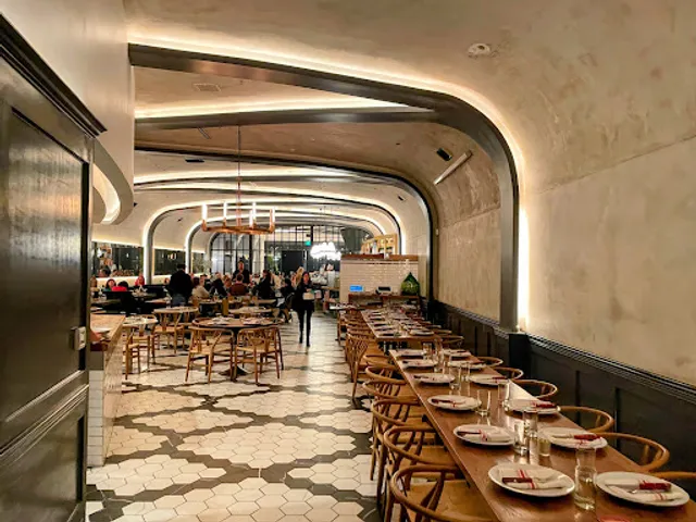 Delucca Gaucho Pizza & Wine - Dallas