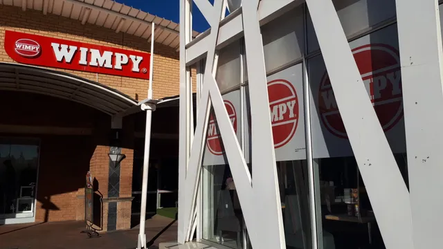 Wimpy Princess Crossing