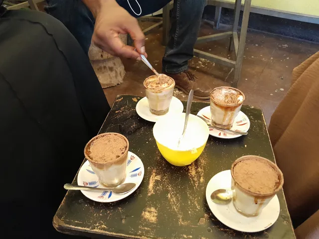 ያበደ ካፌ (Yeabede Café