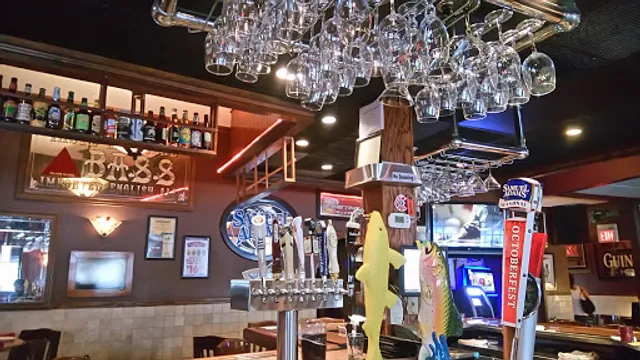 Vintage Bar And Grill