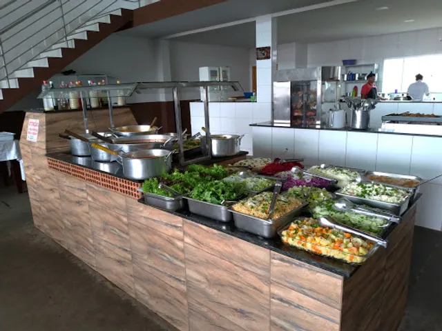 Lú Restaurante Valor: Prato 30,00 a vontade.