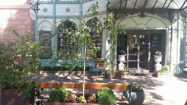 Viennese Coffee Roastery