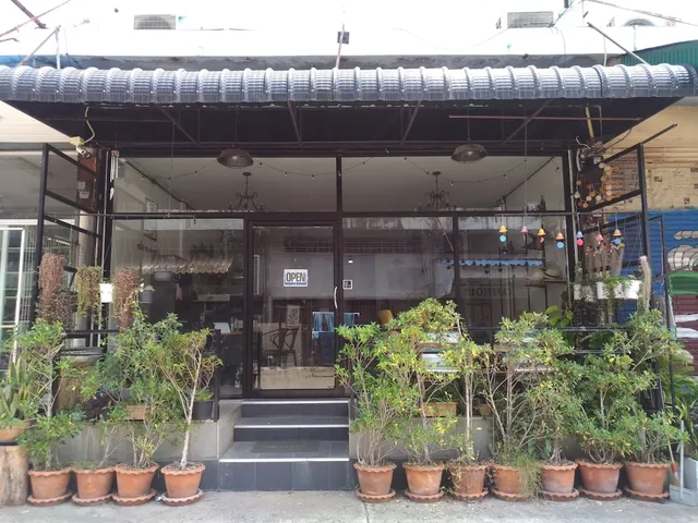 Three Hostel at Night Market Pakchong (3Hostel) And Motorbike Rent