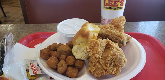 Lee's Famous Recipe Chicken