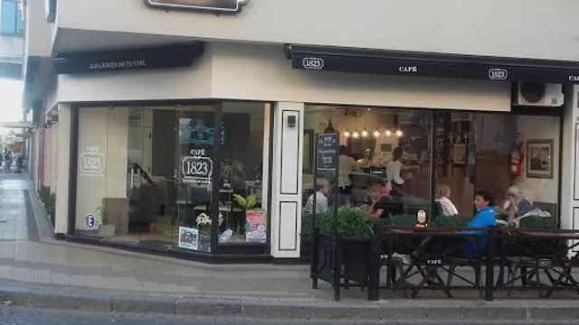 1823 Alfajores de Tandil