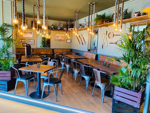 Nicci - La Crêperie de Deauville