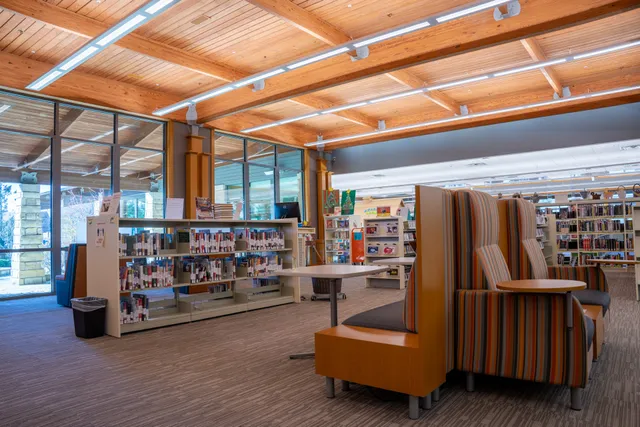 Thompson Library -- Central Arkansas Library System