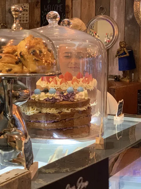 Café Roux Willenhall