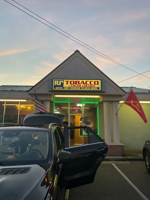 R. J. Cigar Lounge and Tobacco & Vape shop