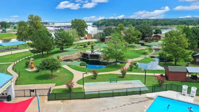 Jellystone Park™ Eufaula Lake