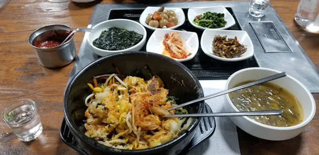 Myeong-Ga