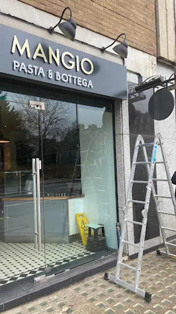 MANGIO Pasta & Bottega