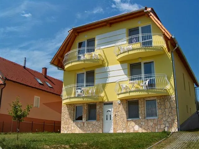 Zalakaros-Éva Apartmanház II.