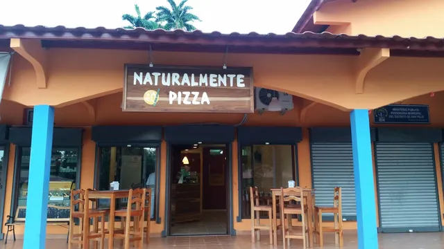 Naturalmente Pizza