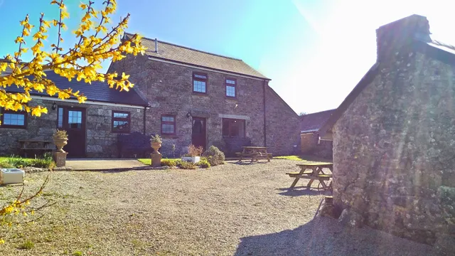 Chycarne Farm Cottages