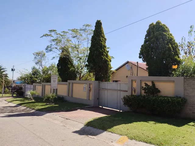 Tokelo Guesthouse Emalahleni