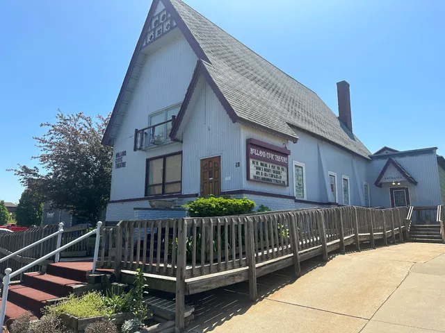 Holland Community Theatre