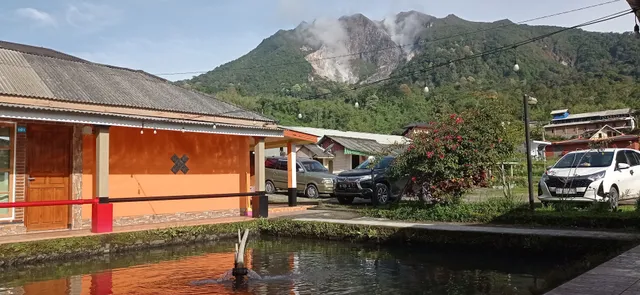 Penginapan Lembah Sibayak & Kebun Bunga