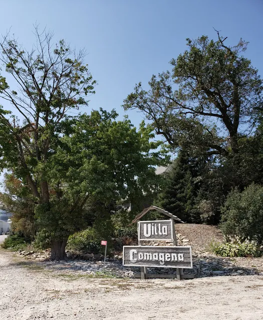 Villa Comagena Gift Shop