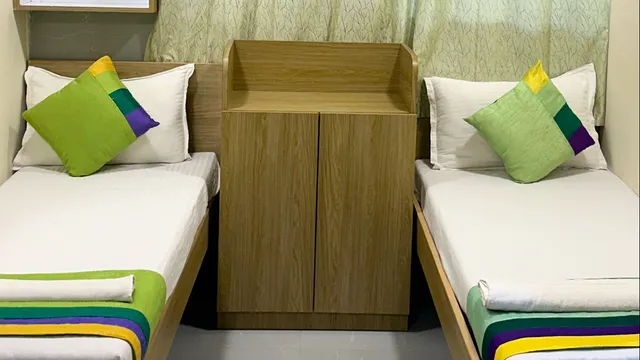 ZEST STAYS IIT - 1056 Budget stay near IIT Bombay