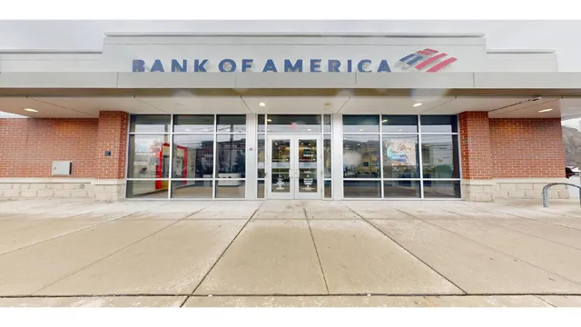 Bank of America (with Drive-thru ATM)