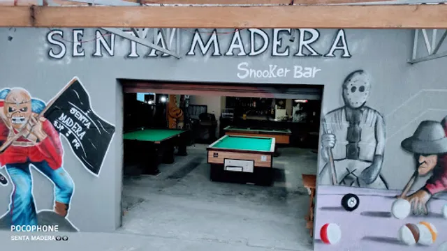 Senta Madera Snooker Bar