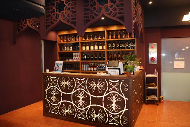 The Royal Indian Restaurant 더 로얄 인디안 레스토랑